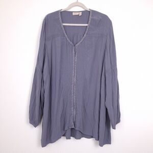 Logo Lori Goldstein boho peasant top long sleeve snap front breathable lavender